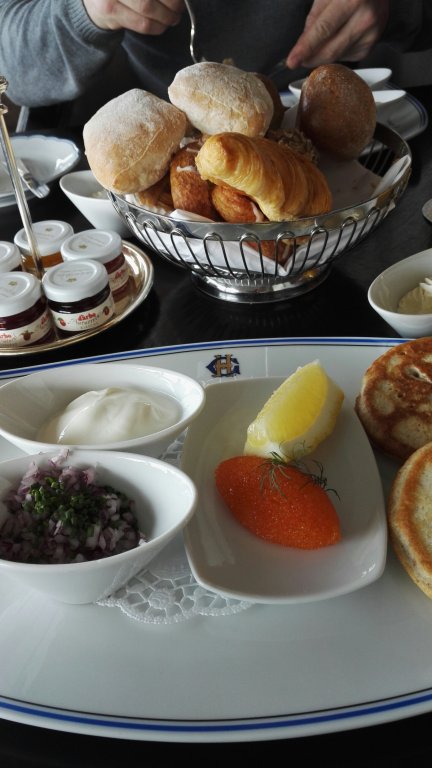 IMG_20160430_112438.jpg image